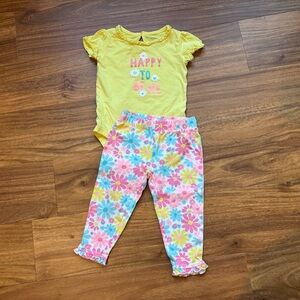 4 for $10 🌈 Carter's Short-Sleeve Bodysuit and Floral Pants